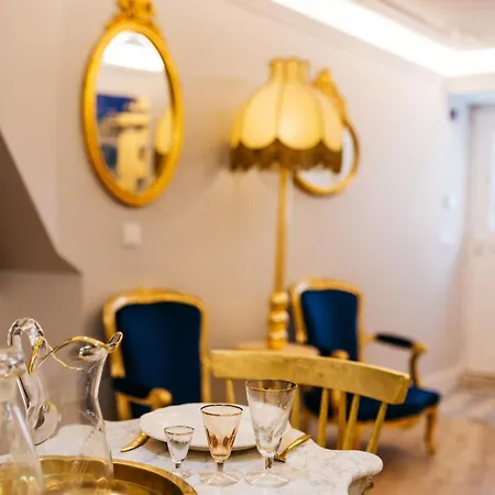 Exquisite Portuguese Soul Alfama 2p